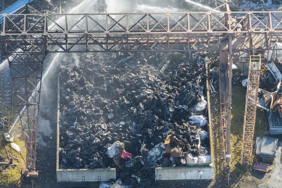 NVSC: po gaisro Paneriuose tirtuose darželiuose oro taršos nebėra