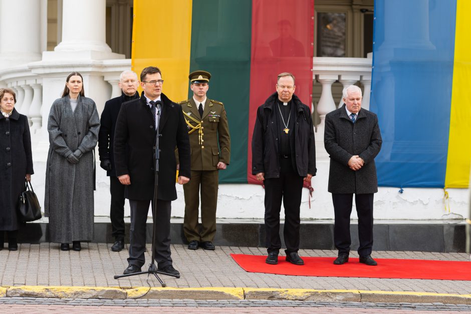 Prie Krašto apsaugos ministerijos įvyko ministrų pasikeitimo ceremonija