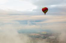 Nelaimės liudininkas: apie kilometrą oro balionas dar skrido, kai iš jo vienas po kito krito žmonės